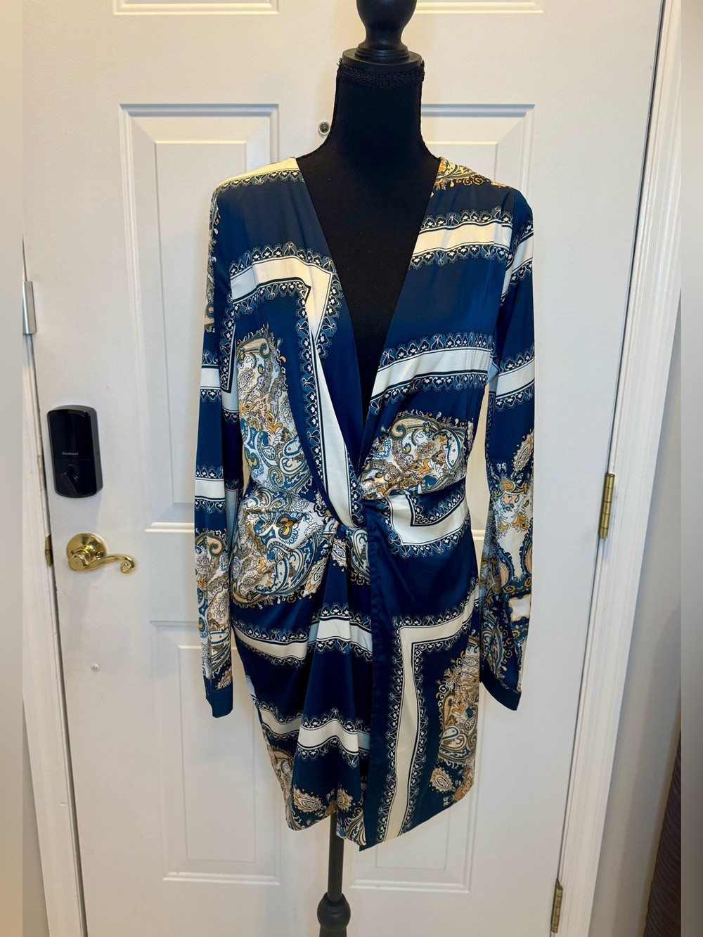 Fashion Nova Navy and Cream Paisley Twist-Front Long Sleeve Dress
